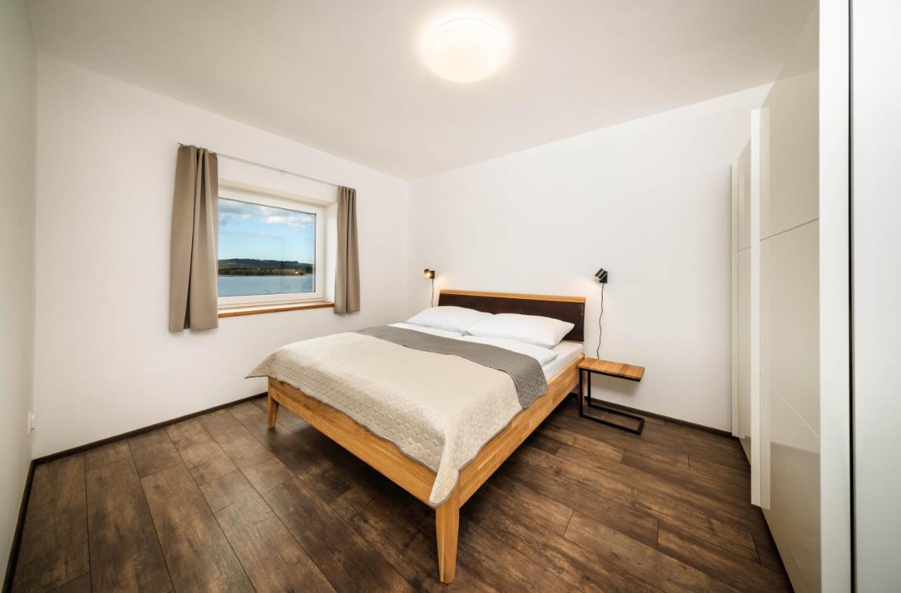 Apartmany Panelka Costa Plana Lipno แชร์นาฟ โปชูมาวี ภายนอก รูปภาพ