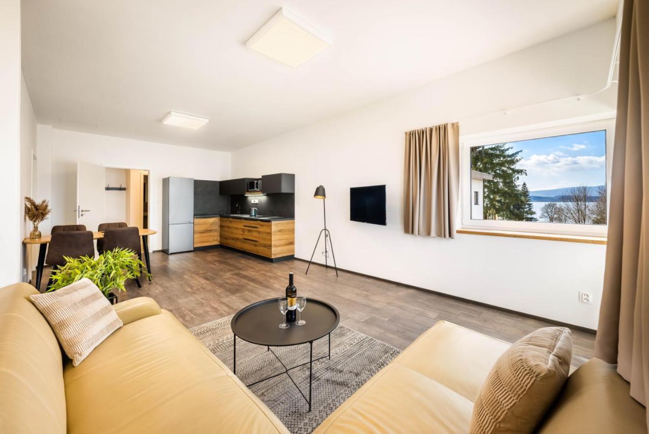 Apartmany Panelka Costa Plana Lipno แชร์นาฟ โปชูมาวี ภายนอก รูปภาพ