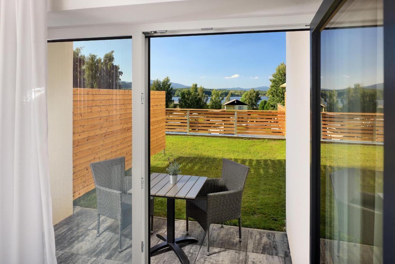 Apartmany Panelka Costa Plana Lipno แชร์นาฟ โปชูมาวี ภายนอก รูปภาพ