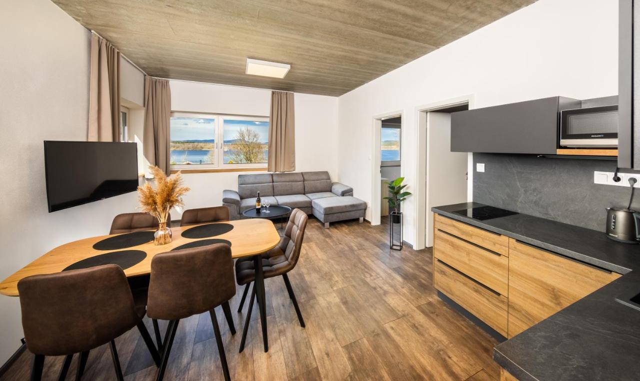 Apartmany Panelka Costa Plana Lipno แชร์นาฟ โปชูมาวี ภายนอก รูปภาพ